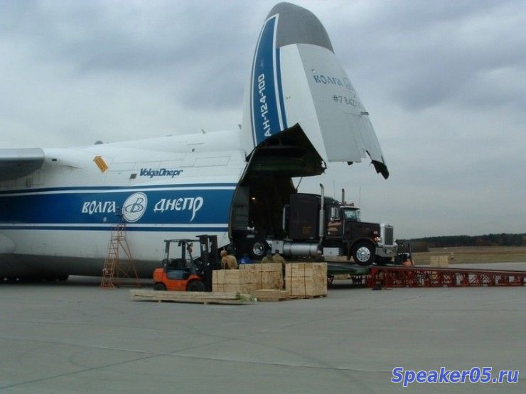 срочные доставки грузов авиатранспортом из г. Санкт-Петербурга.